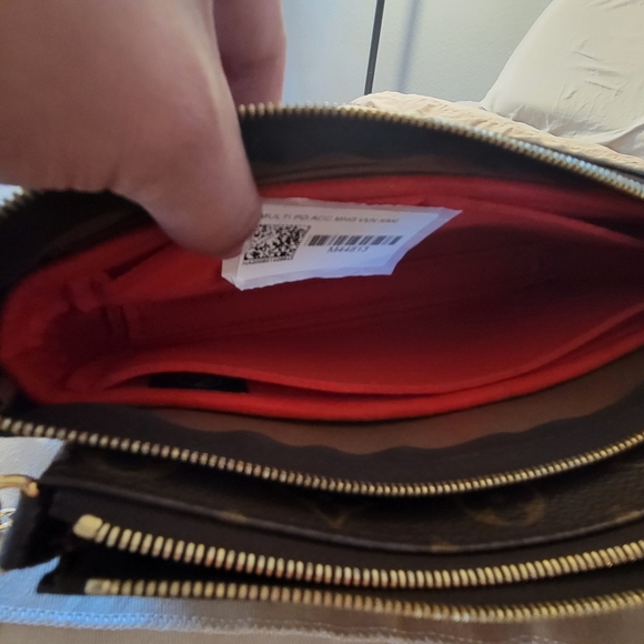 MULTI POCHETTE ACCESSORIES MONOGRAM - Picture 10 of 15